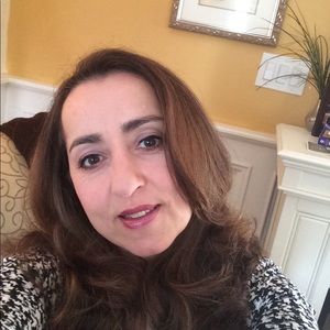 Meet your Posher, Gonca